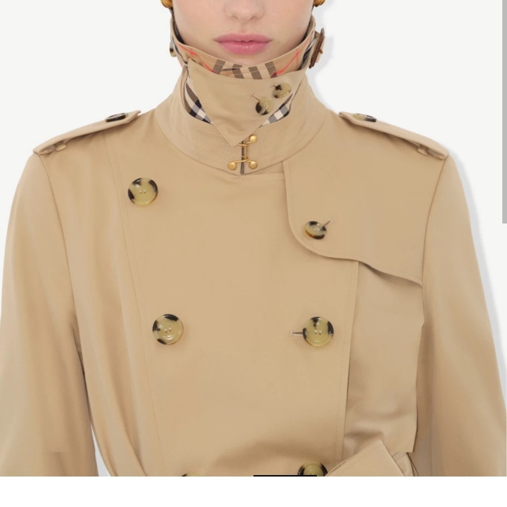Burberry Long Chelsea Heritage Trench Coat